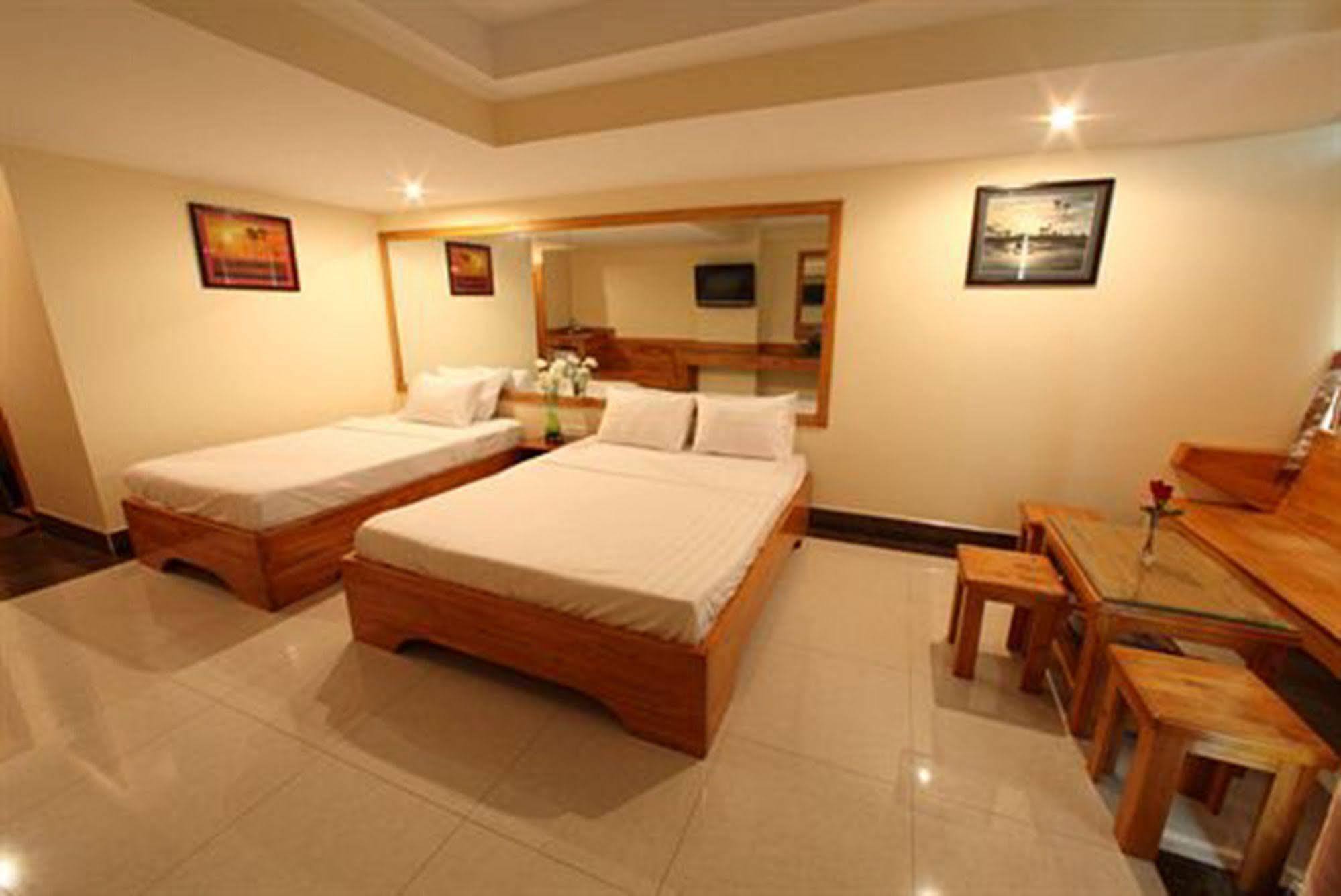 Lucky Star 2 Hotel Phnom Penh Luaran gambar
