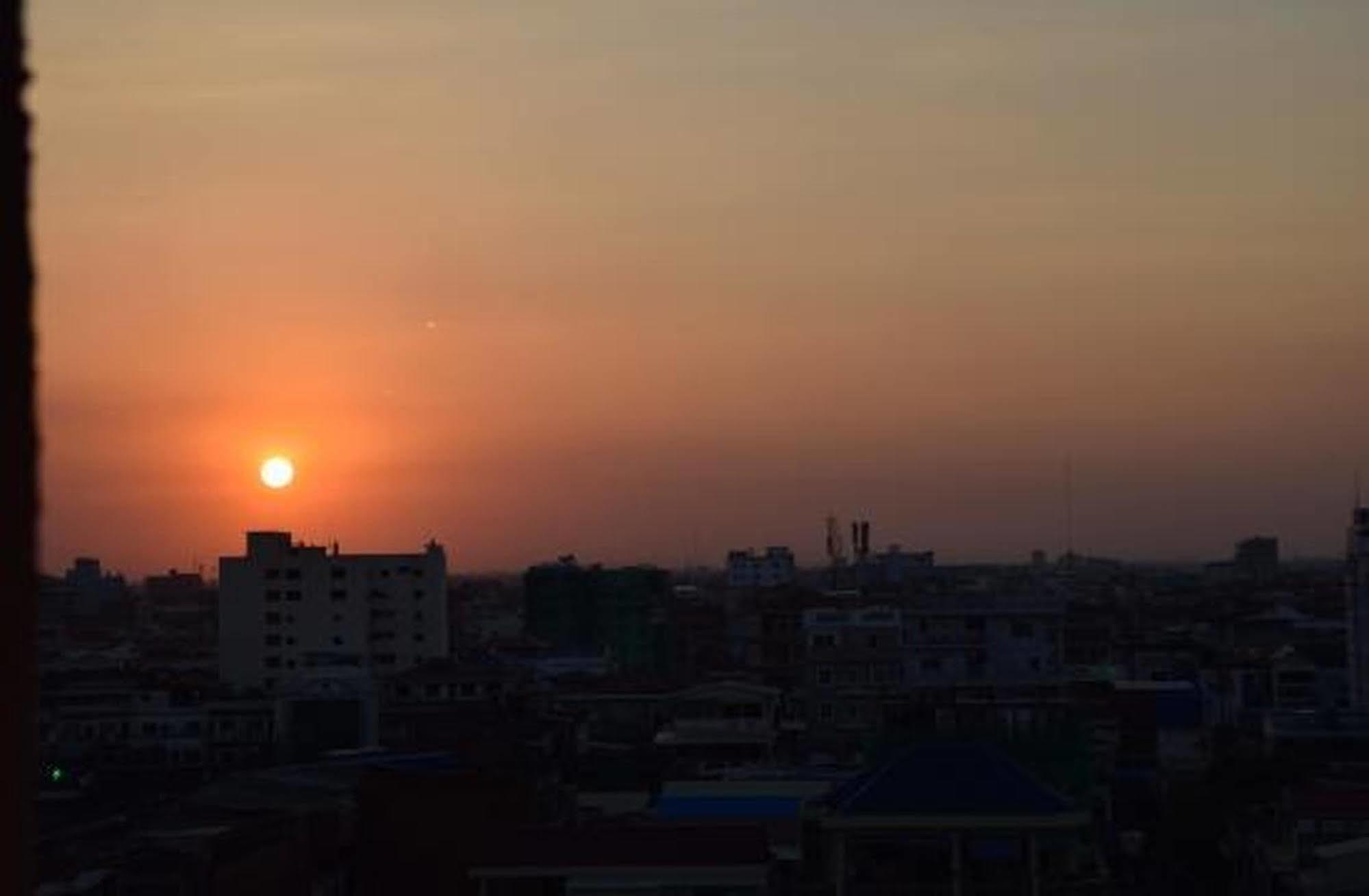 Lucky Star 2 Hotel Phnom Penh Luaran gambar