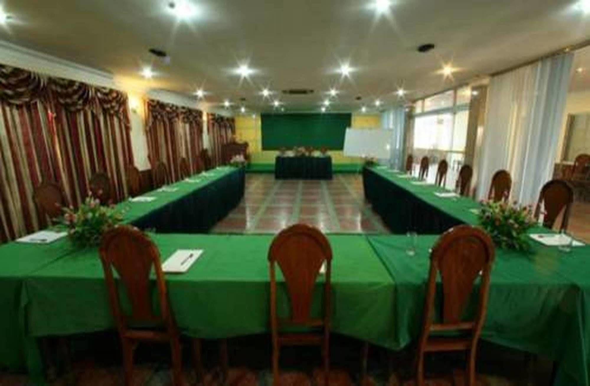Lucky Star 2 Hotel Phnom Penh Luaran gambar